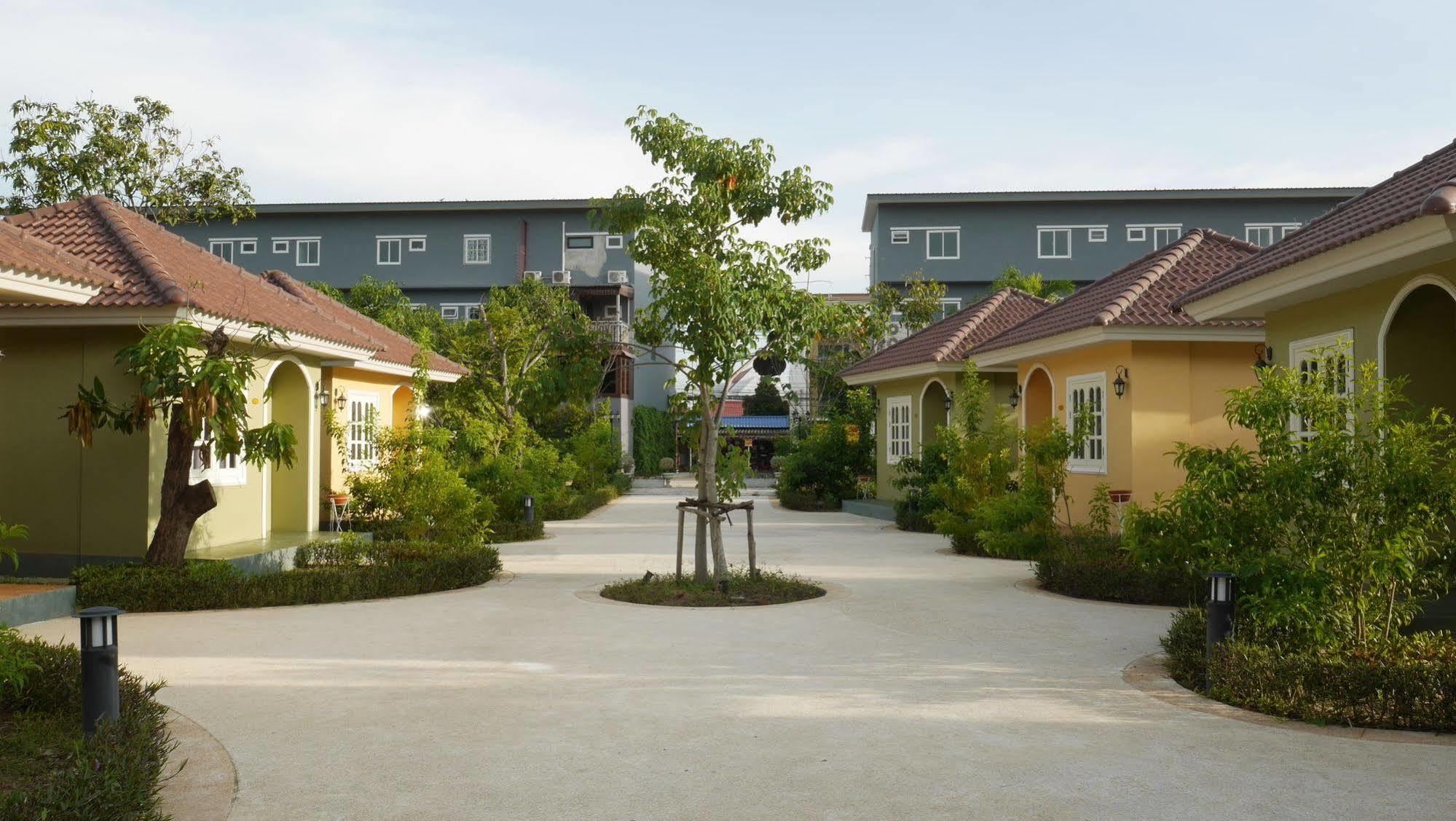 Wangpla Villa Resort Nakhon Sawan Zewnętrze zdjęcie