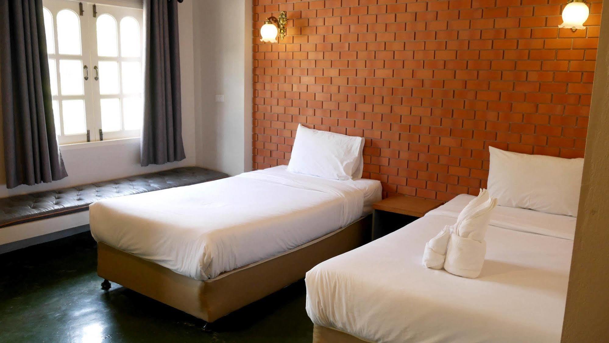 Wangpla Villa Resort Nakhon Sawan Zewnętrze zdjęcie